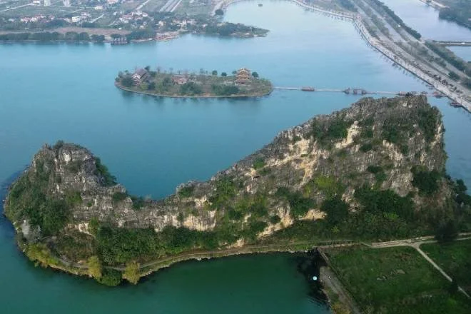 Что интересного в туристической неделе Нинь Бинь?