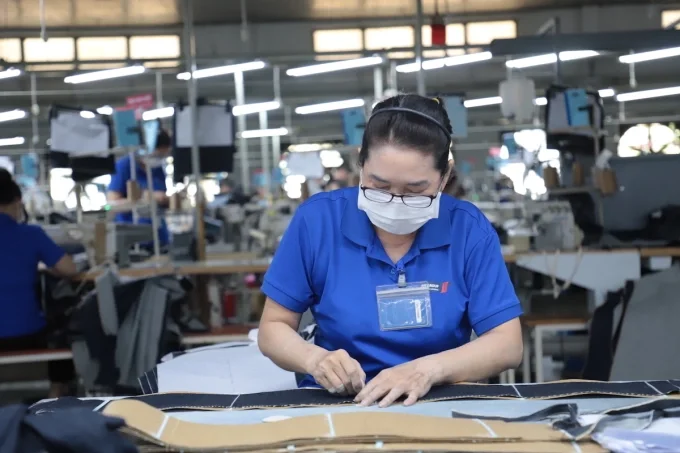 Вьетнам становится ярким пятном на фоне кризиса: Nikkei