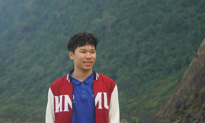 Золотой медалист физической олимпиады из Вьетнама, мечтающий помочь слепым людям обрести зрение, поступил в Массачусетский технологический институт