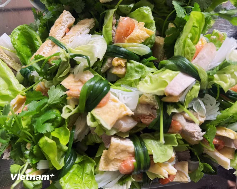 Куон хань Тхюйнгуен — простая закуска, воплощающая утонченность кухни Хайфона