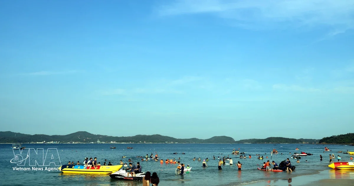 Куанг Нinh готовится к пиковому летнему туристическому наплыву